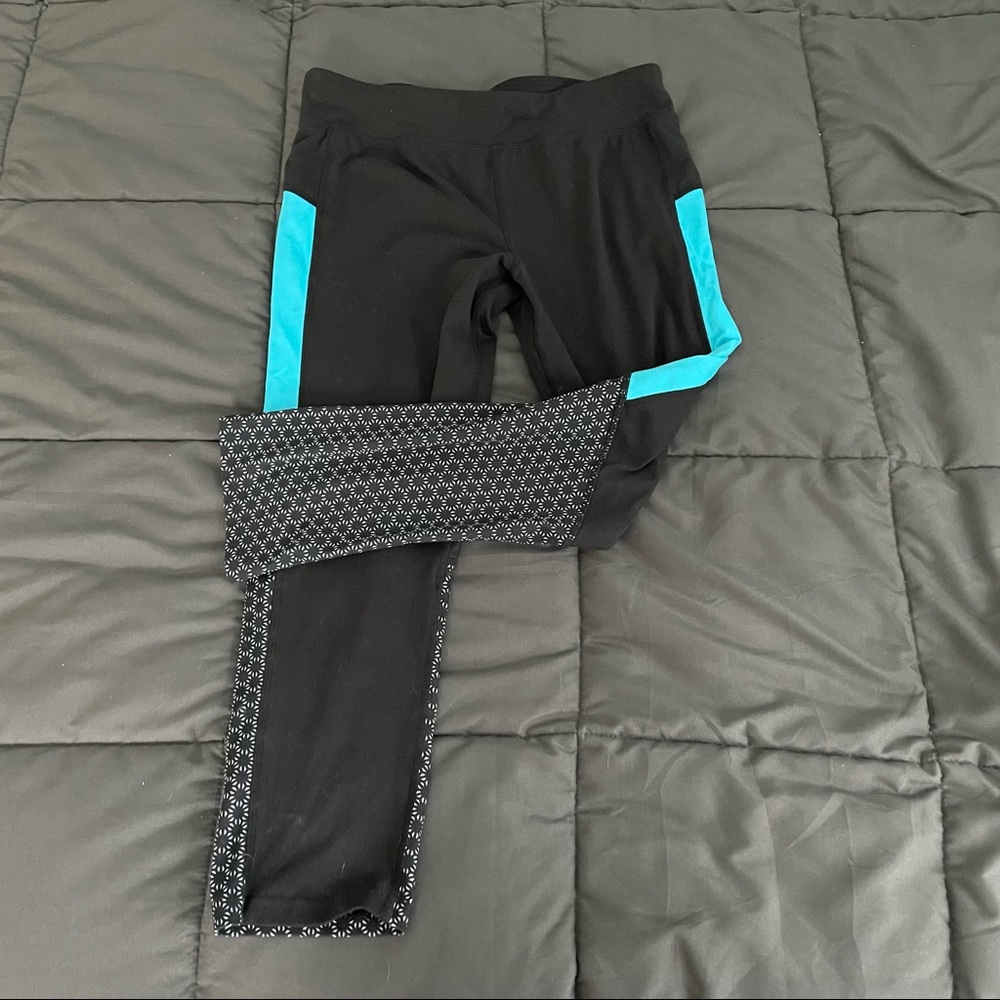 Youth champion Capri leggings